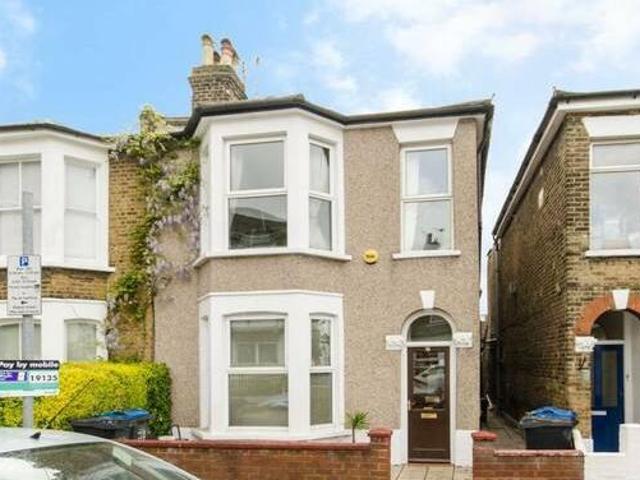 House for rent in Lyons, Greater London