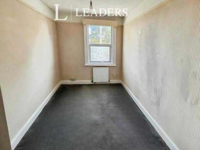 Flat for rent in St Albans, Five Acres