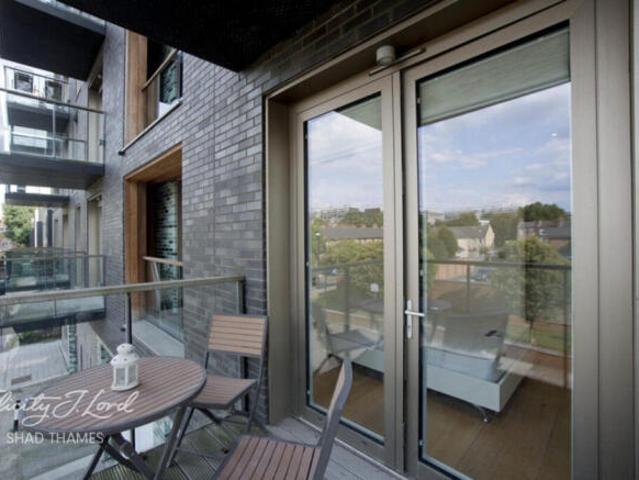 Flat for rent in Cat Hill