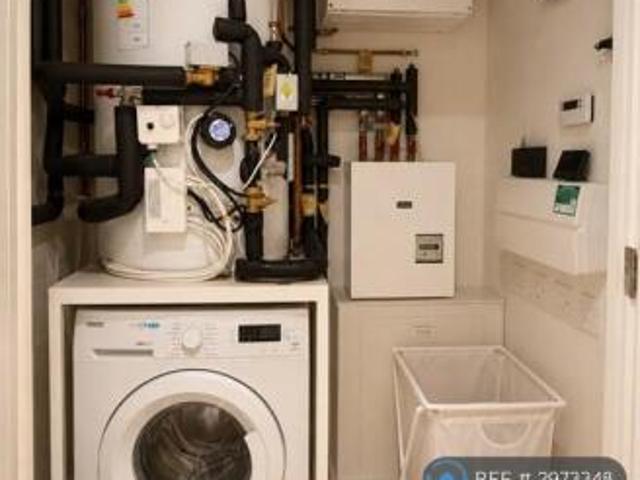 Flat for rent in Cat Hill