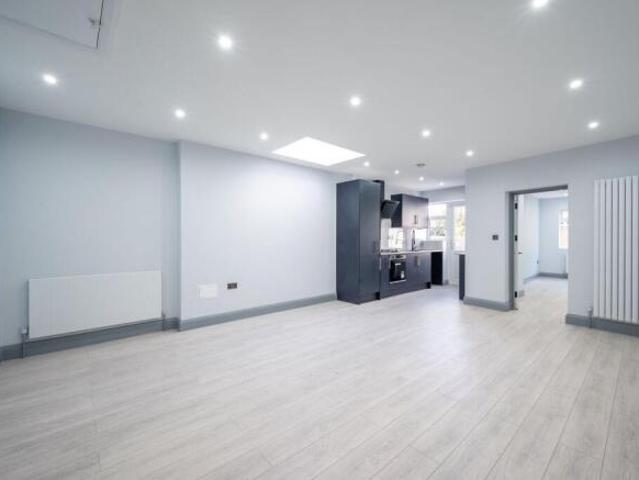 Flat for rent in Wimbledon, Greater London