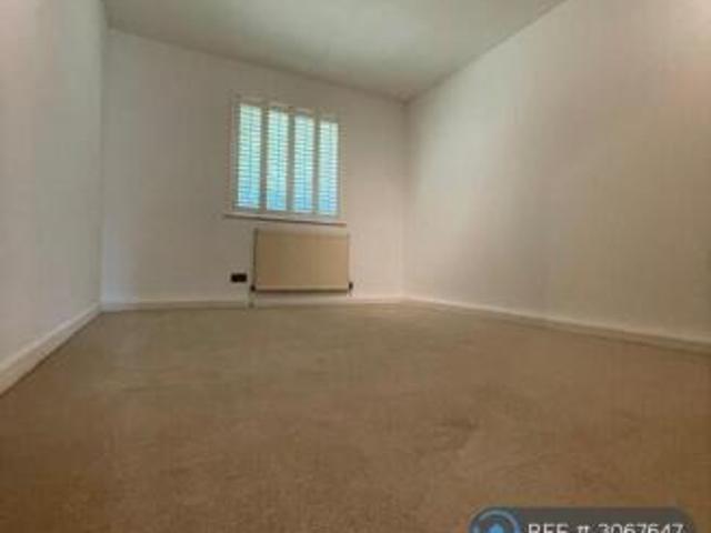 Flat for rent in London Borough of Bromley, Greater London