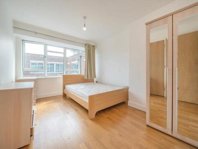 Flat for rent in Greater London