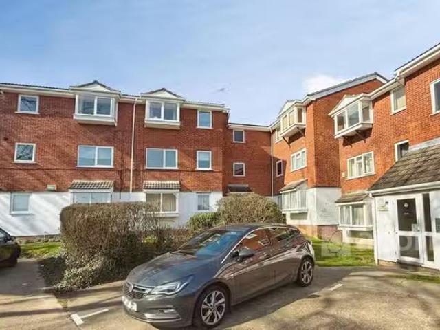 House for rent in Belvedere, Greater London