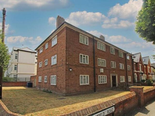 Flat for rent in Acton, Greater London