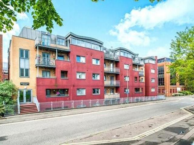 House for rent in Pouchen End, Hertfordshire