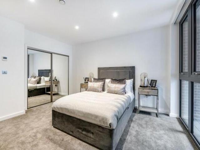 Flat for rent in Cat Hill
