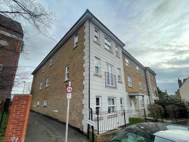 House for rent in Lyons, Greater London