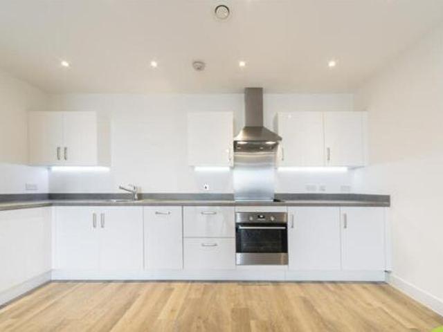 House for rent in Surrey