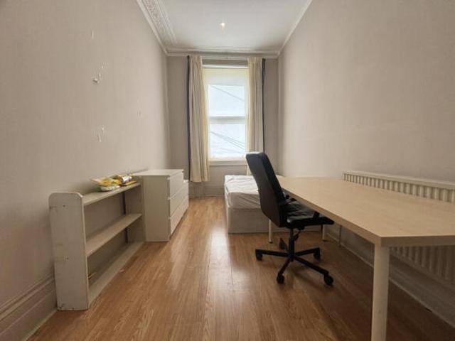 Flat for rent in Cat Hill