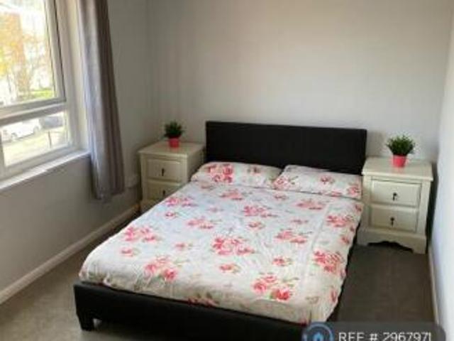 Flat for rent in Cat Hill