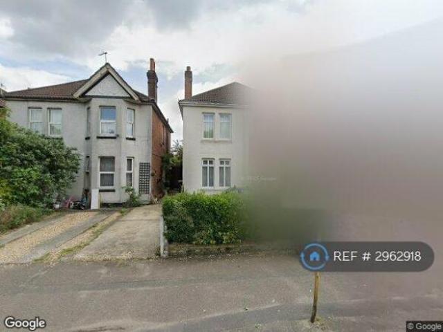 Flat for rent in Holdenhurst, Bournemouth
