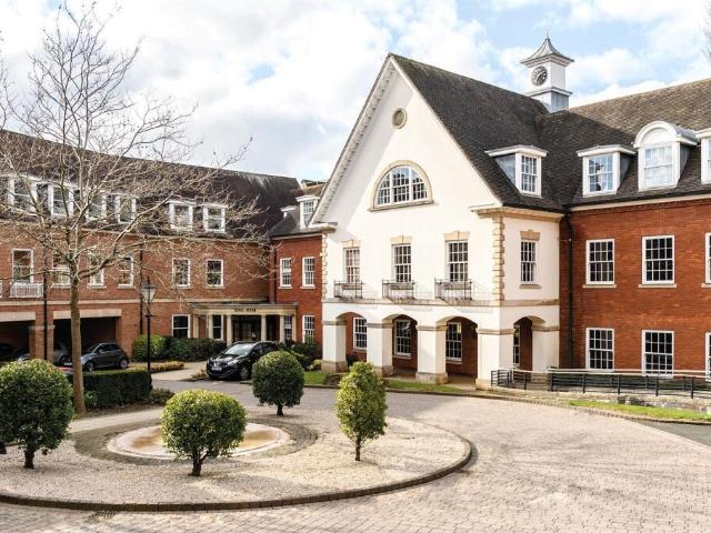 Flat for rent in Solihull
