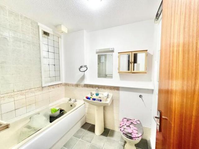 Flat for rent in Hilsea, City Of Portsmouth