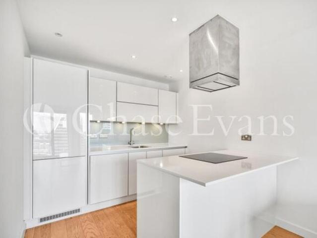 Flat for rent in Cat Hill
