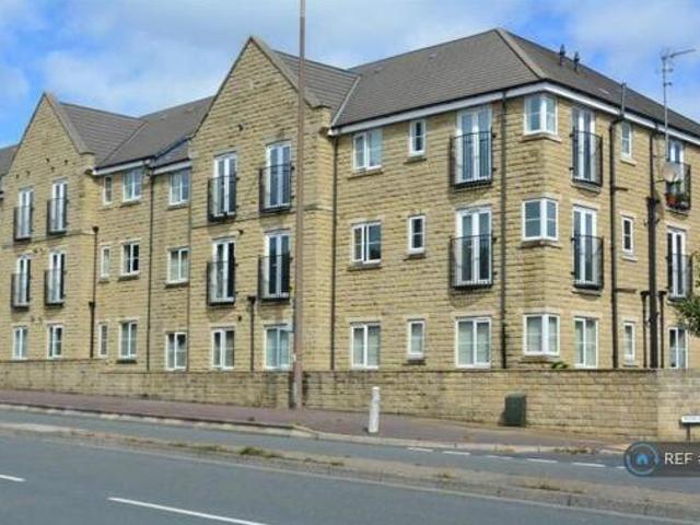 House for rent in Huddersfield, West Yorkshire