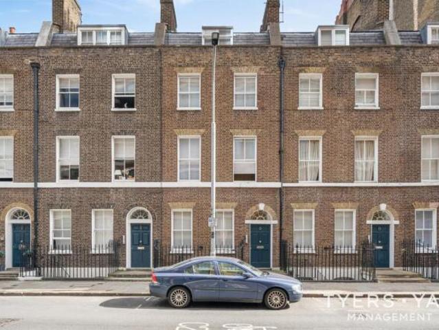 Flat for rent in Cat Hill