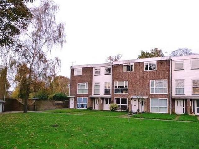 House for rent in West Sussex