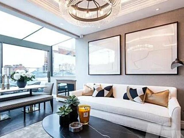 House for sale in City of London, Greater London