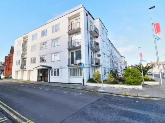 House for rent in Upperton, Eastbourne