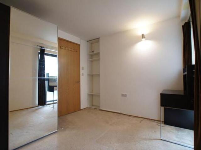 Flat for rent in Cat Hill