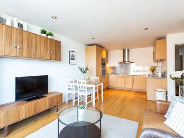 Flat for rent in Lentran, Scotland