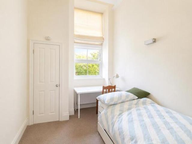 Flat for rent in Banister's Park, City Of Southampton