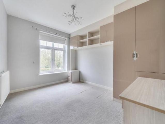 Flat for rent in Bridgefield, Kent