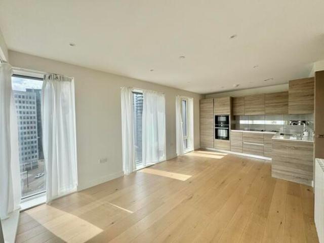 Flat for rent in Cat Hill