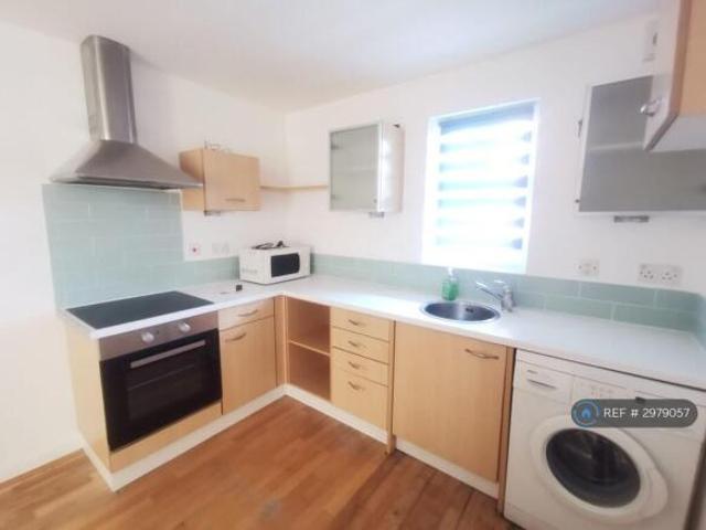 Flat for rent in Reading