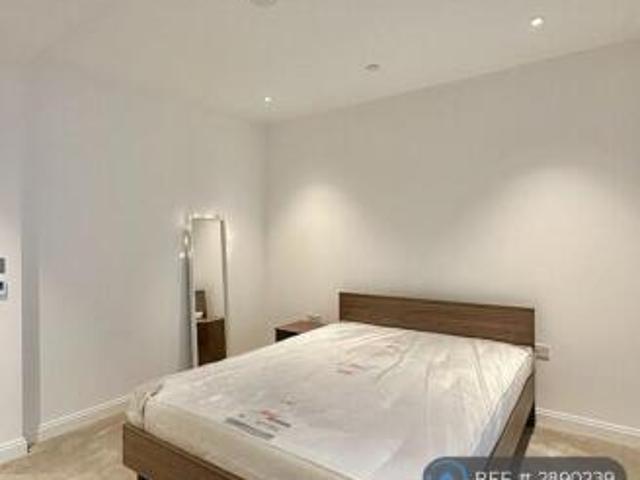 Flat for rent in Cat Hill