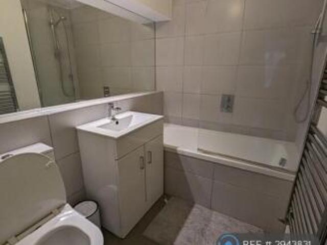 Flat for rent in Cat Hill