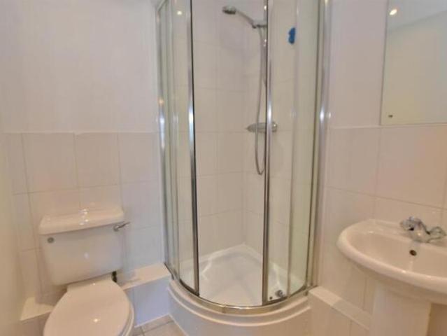 Flat for rent in Midway, Kent