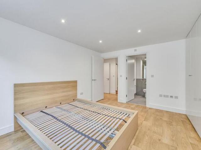 Flat for rent in Cat Hill