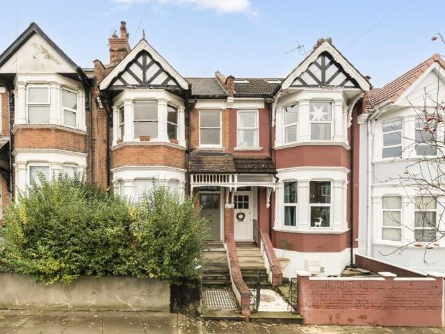 Flat for rent in The Rise, Isle Of Man