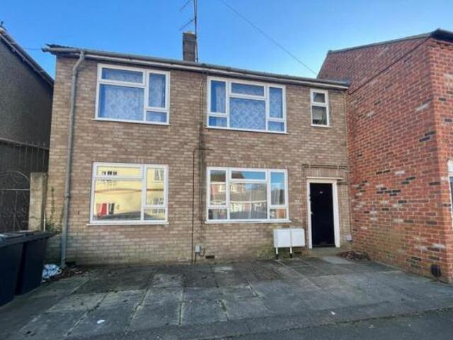 House for rent in Lyons, Greater London