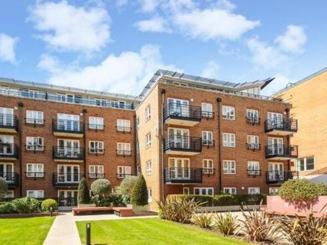 House for rent in Kingston Upon Thames, Greater London