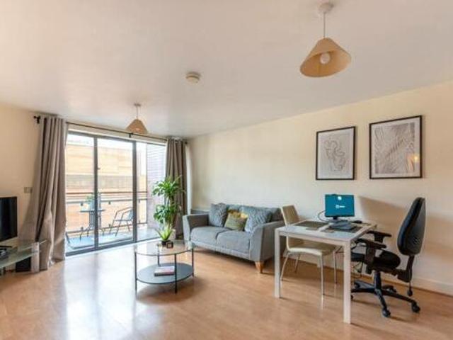 House for rent in Kingston Upon Thames, Greater London