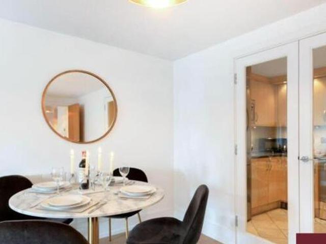 House for sale in Kingston Upon Thames, Greater London