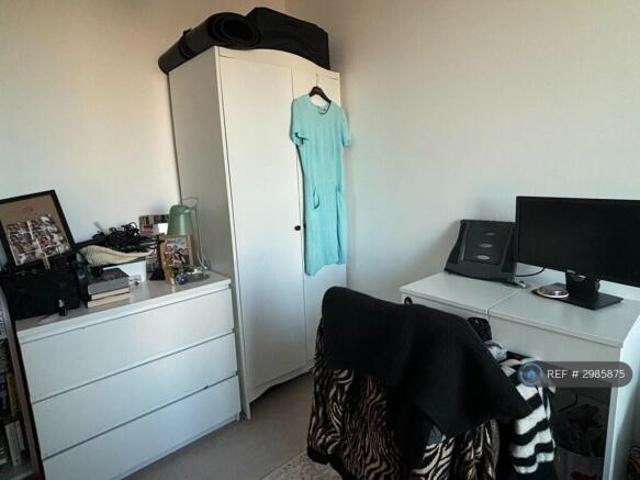 Flat for rent in Cat Hill