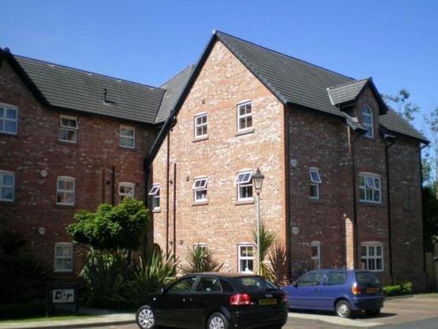 House for rent in Lyons, Greater London