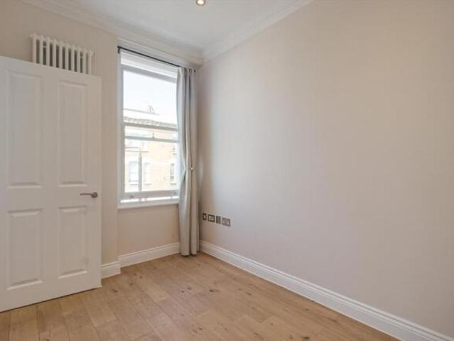 Flat for rent in Cat Hill