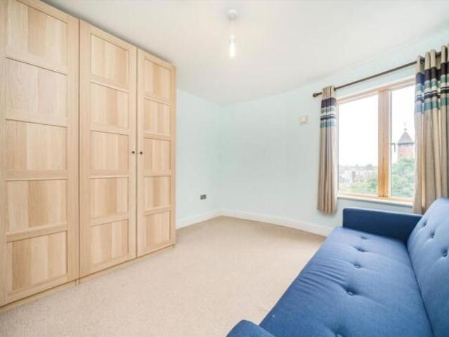 Flat for rent in Greater London