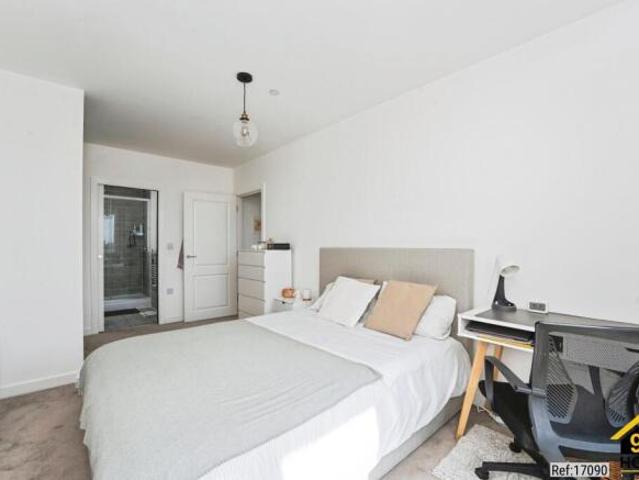 Flat for rent in Cat Hill