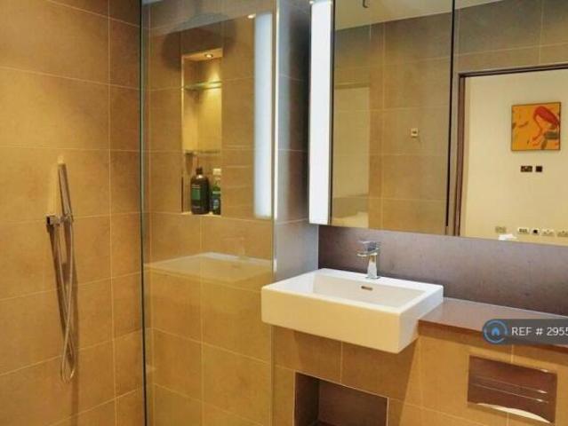 Flat for rent in Cat Hill