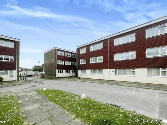 House for rent in Fishersgate, West Sussex