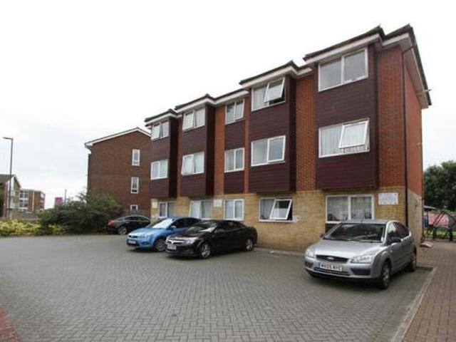 House for rent in Fishersgate, West Sussex