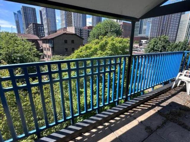 Flat for rent in Cat Hill