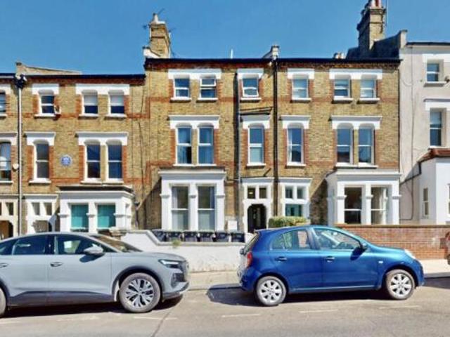 Flat for rent in Highgate, Greater London