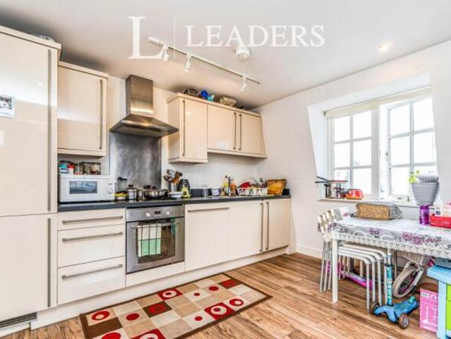 Flat for rent in Chilworth Old Village, Test Valley